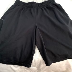 Under Armour Men’s black athletic shorts
